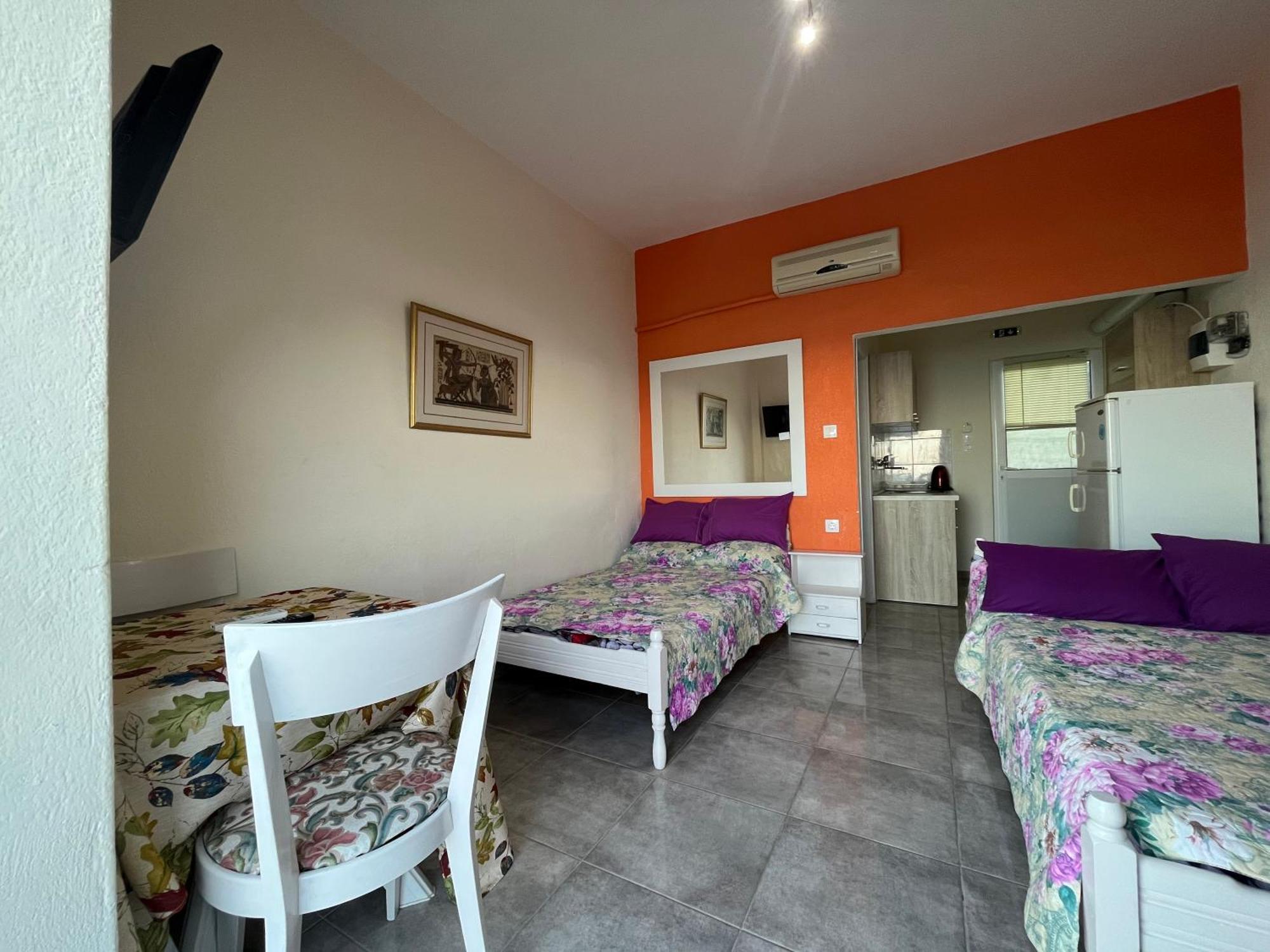 Villa Leonidas Koutsoupia Kókkinon Nerón Zimmer foto